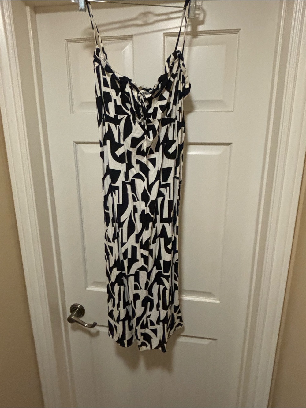 Black & White Geometric Tie-Front Midi Dress